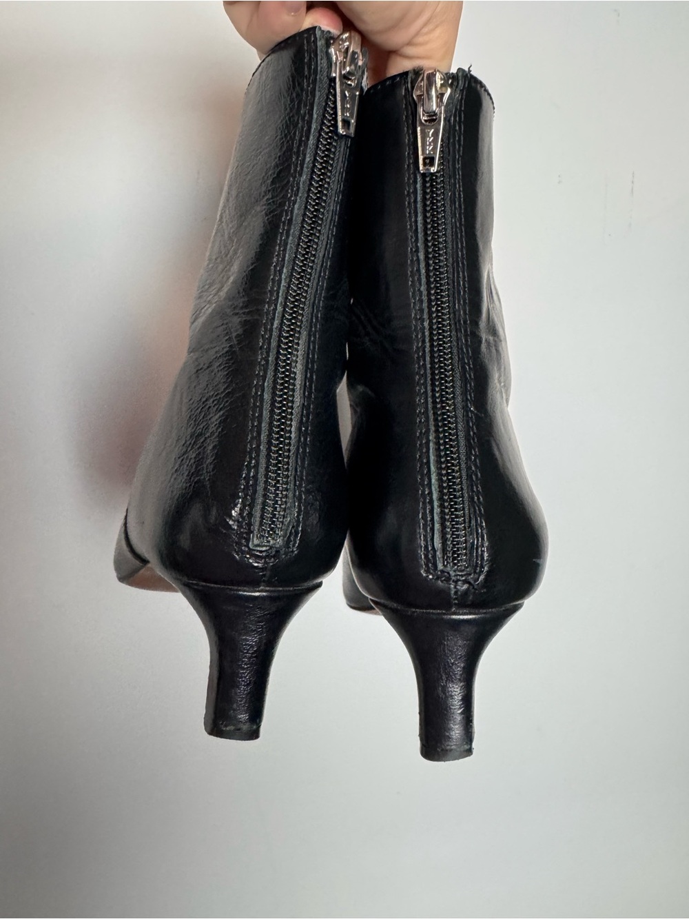 Madewell The Dimes Kitten-Heel Boot in True Black - Picture 11 of 11